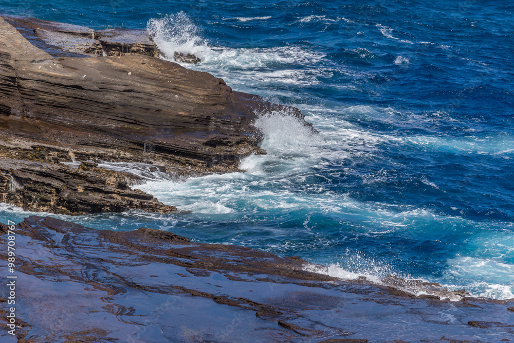 Fototapeta premium Dramatic Ocean crashing wave Hawaii at Makapu Point