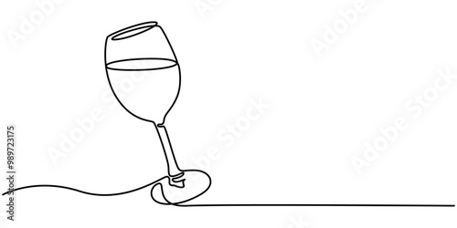 Cocktail glass one line continuous drawing. Hand drawn drink vector illustration. Abstract linear silhouette. Continuous line drawing of wine glass. Wine glass linear icon. One line drawing background