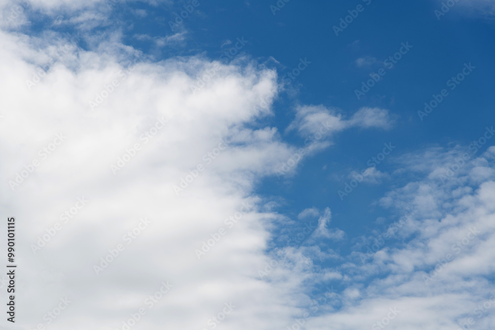 Fototapeta premium White clouds on clear sky