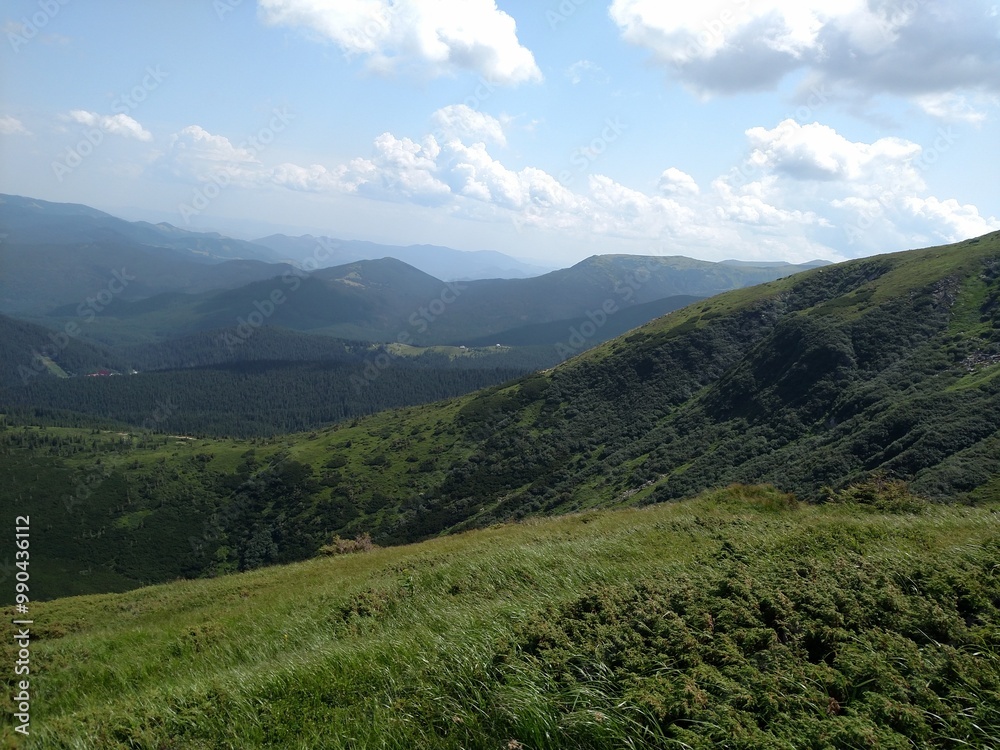 Obraz premium The ridge of the mountains horizontal color photo image