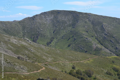 Vedute panoramiche sul sentiero per Punta La Marmora, sui Monti del Gennargentu photo