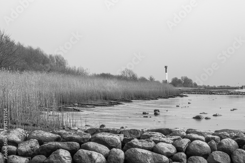 elbe, kollmar, landschaft, leuchtturn, wasser, deich, deutschland, ebbe, europa, fluss, fluß, flussufer, flußufer, hamburg, schleswig-holstein, schwarz weiss, ufer, urlaub photo