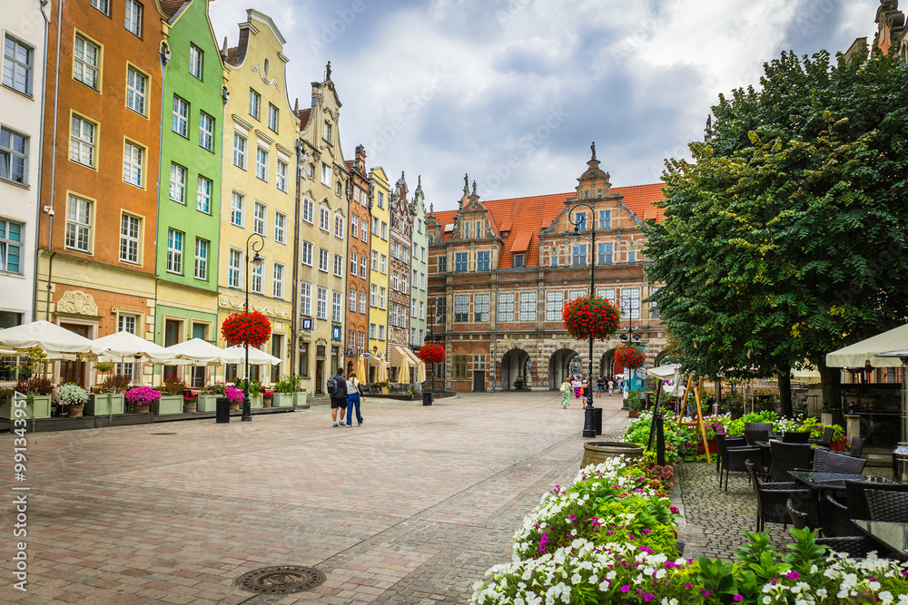 Fototapeta premium City of Gdansk - Old town with the beautiful buildings and streets