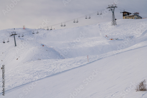 Obraz na płótnie The ski resort Hochpustertal at Sillian. Here one meets a successful mixture of Austrian snow and runway quality combined with the Italian ease. w salonie