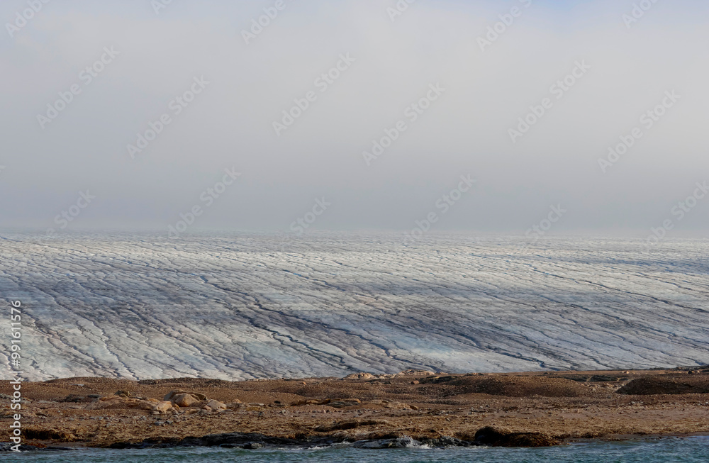 The coast and ice of Kvitoya Island, Svalbard The coast and ice of Kvitoya Island, Svalbard