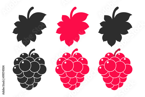 Seamless floral pattern with sweet summer raspberries and blackberries
