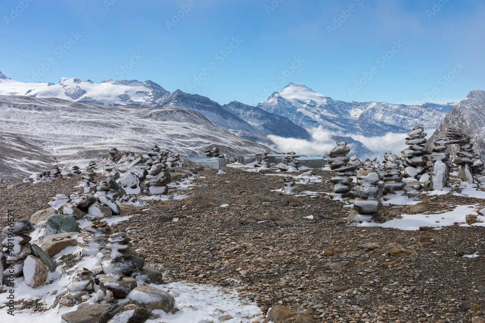 Vue du massif de la Vanoise du Col de l'Iseran dans les Alpes Vue du massif de la Vanoise du Col de l'Iseran dans les Alpes