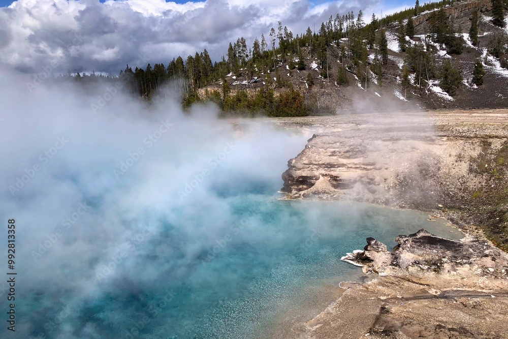 thermal water in the Yellowstone national park thermal water in the Yellowstone national park