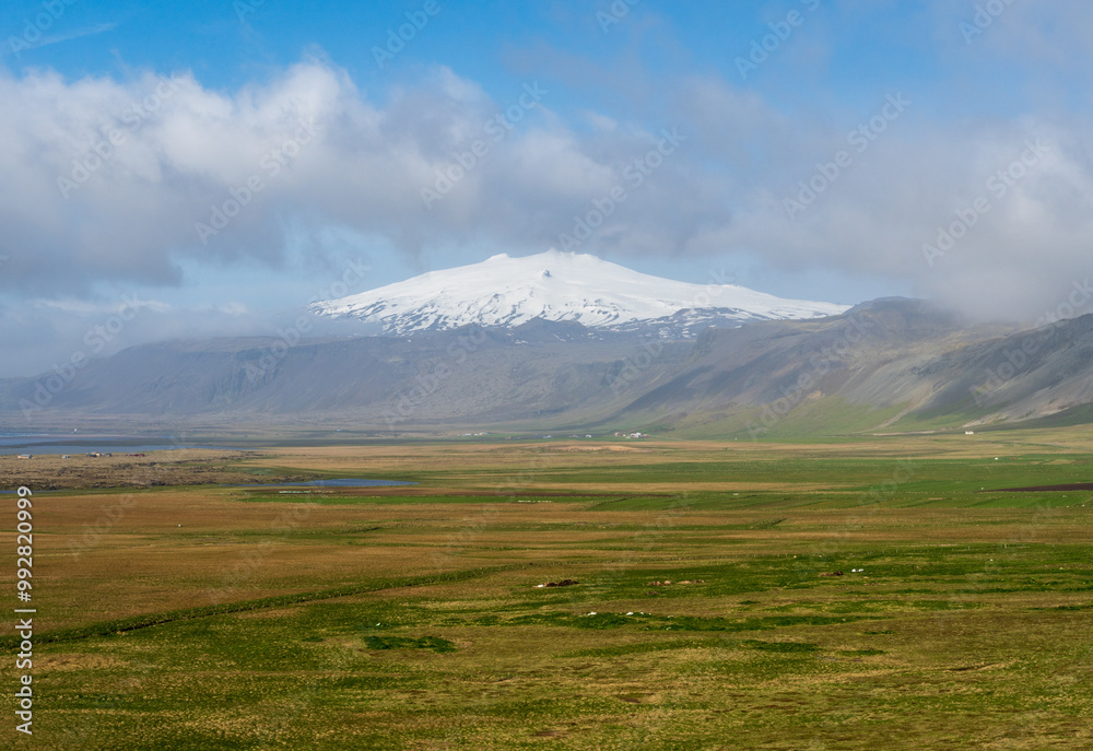 Fototapeta premium The Snæfellsjökull Glacier in Iceland