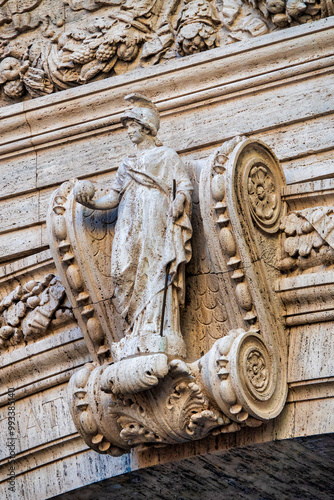 Statue on the Traforo Umberto I photo