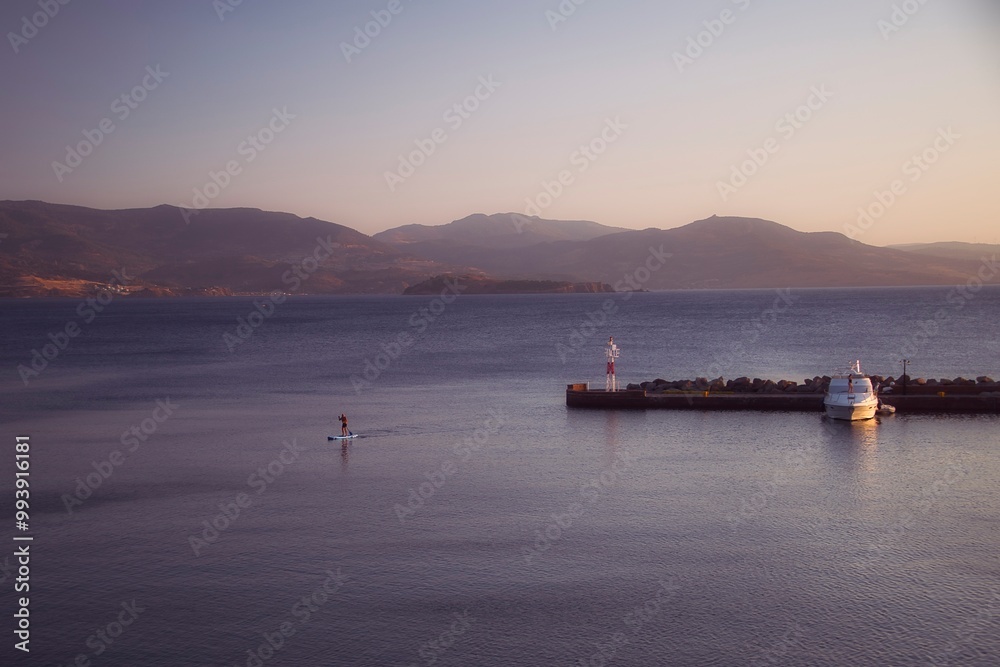 It consists of photographs I took during my trip to the Greek Islands, especially in Santorini, Mykonos and Lesvos. In this series, I mostly photographed the white houses on the islands. It consists of photographs I took during my trip to the Greek Islands, especially in Santorini, Mykonos and Lesvos. In this series, I mostly photographed the white houses on the islands.