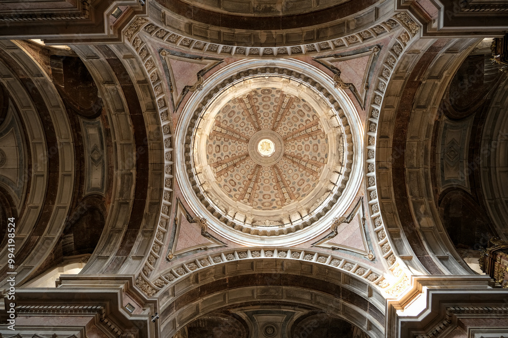Obraz premium Church cupola, at Mafra National Palace.