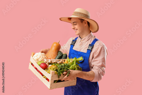Male farmer with fresh vege...