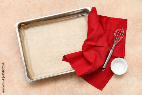 Baking tray with napkin, wh...