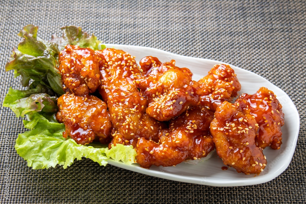 Φωτογραφία ヤンニョムチキン(韓国風フライドチキン)。