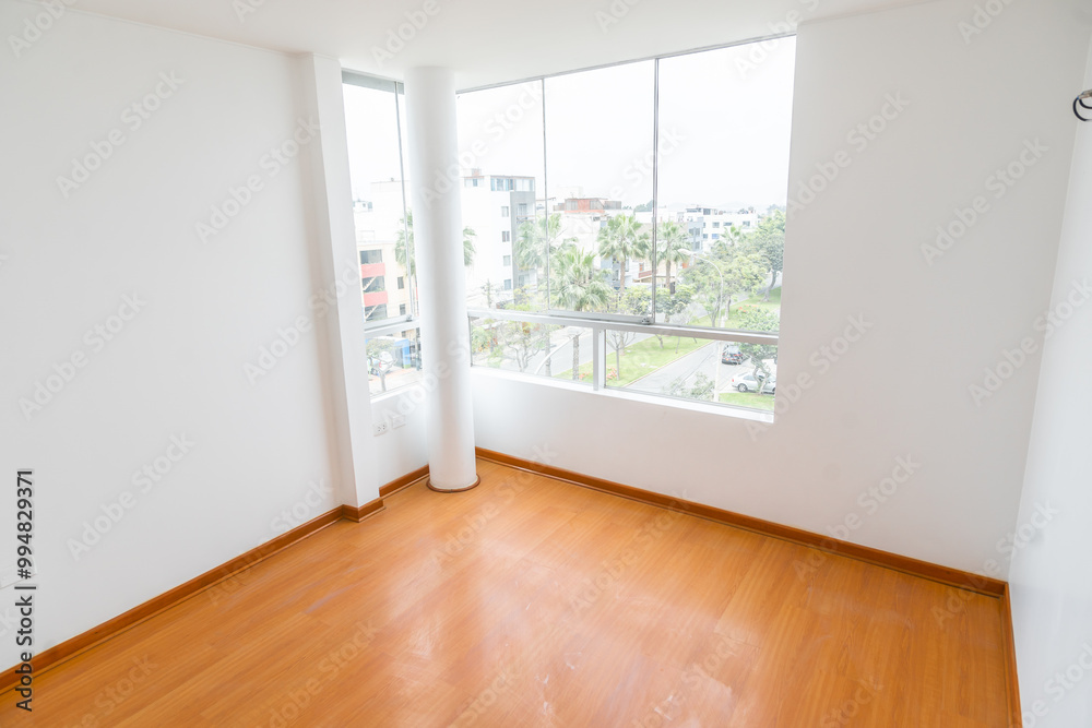 Fototapeta premium habitacion blanca vacia y piso de madera