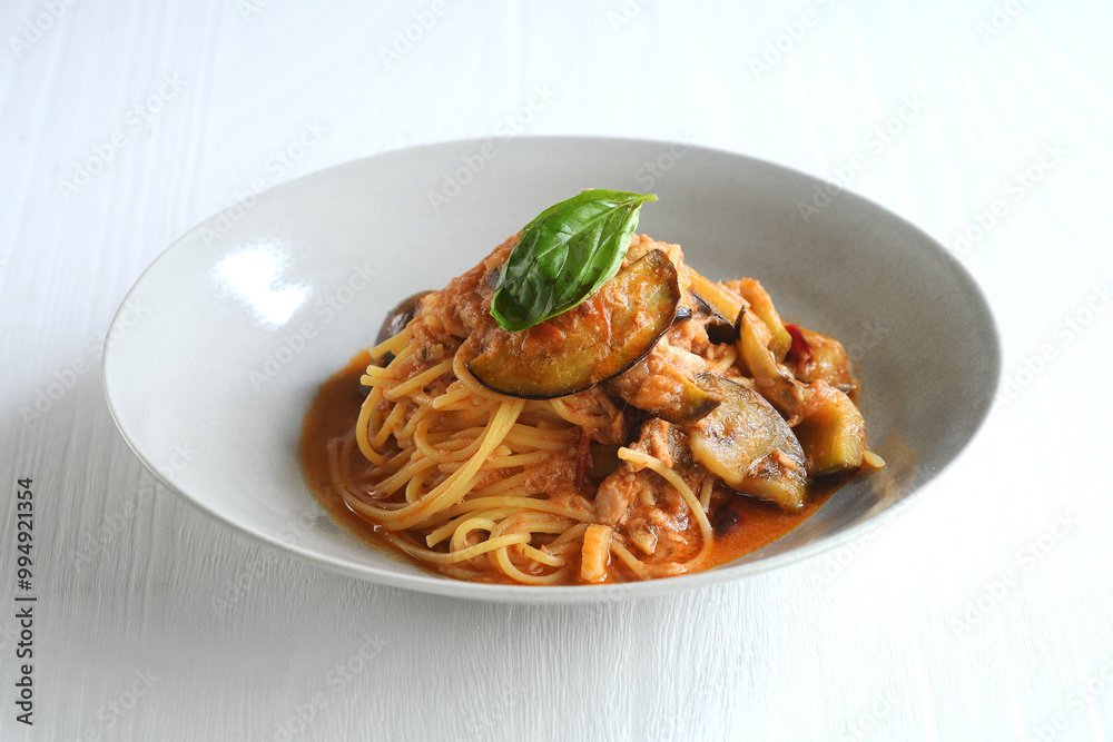 ナスとツナのトマトソースのパスタ ナスとツナのトマトソースのパスタ