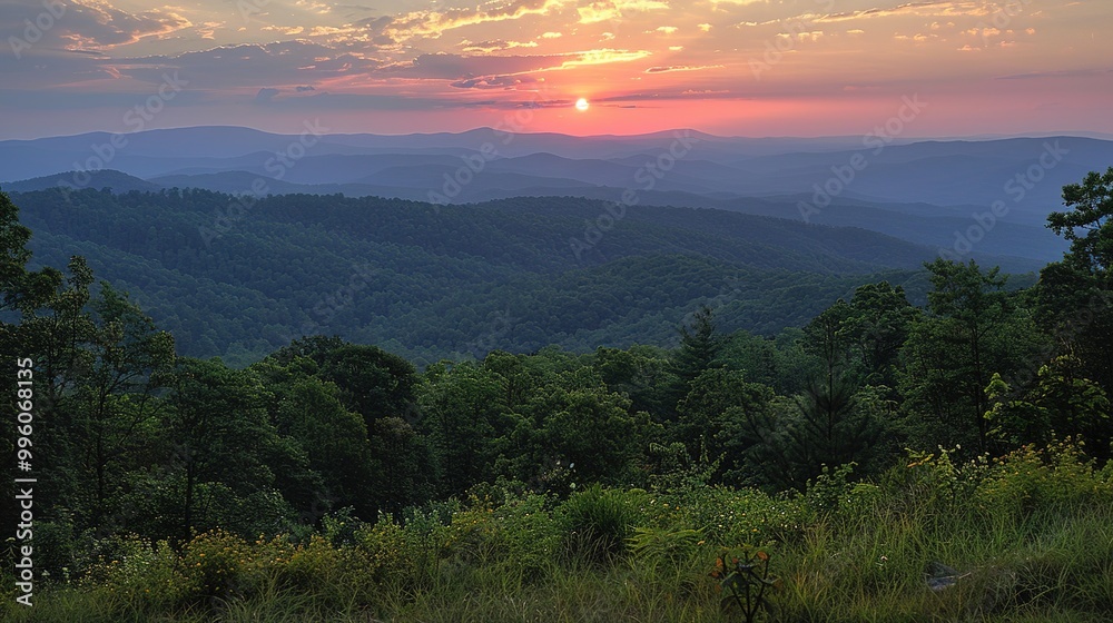 Obraz premium Majestic Sky over Wilderness at Sunset: A Spectacular Natural Scenery. Witness the Beauty and Serenity.