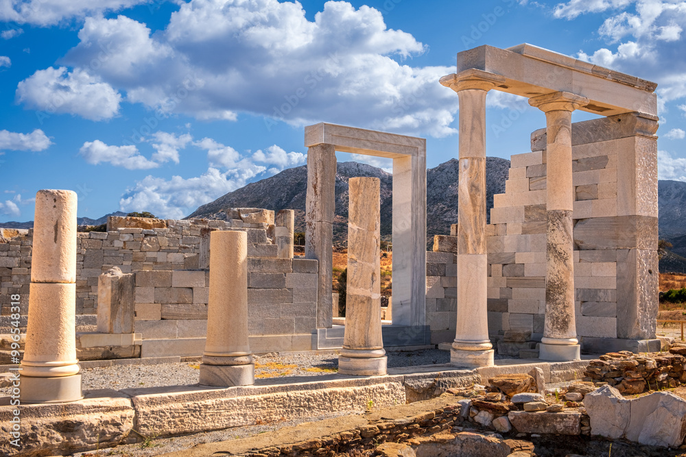 Fototapeta premium Scenic view of architectual ruins of Temple of Demeter on Naxos island, Greece