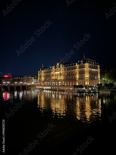 Photography Amstel by night