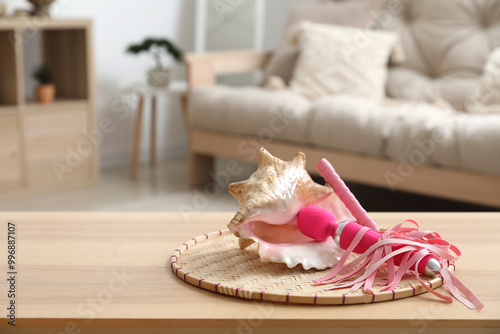 Seashell with vibrator and ...