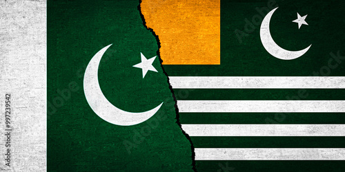 Foto Kashmir and Pakistan flag together on textured wall
