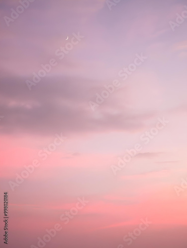 Fototapeta Naklejka Na Ścianę i Meble -  sunset sky with clouds