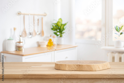 Canvastavla Podium or cutting board on wooden table on defocused rustic kitchen bench interi