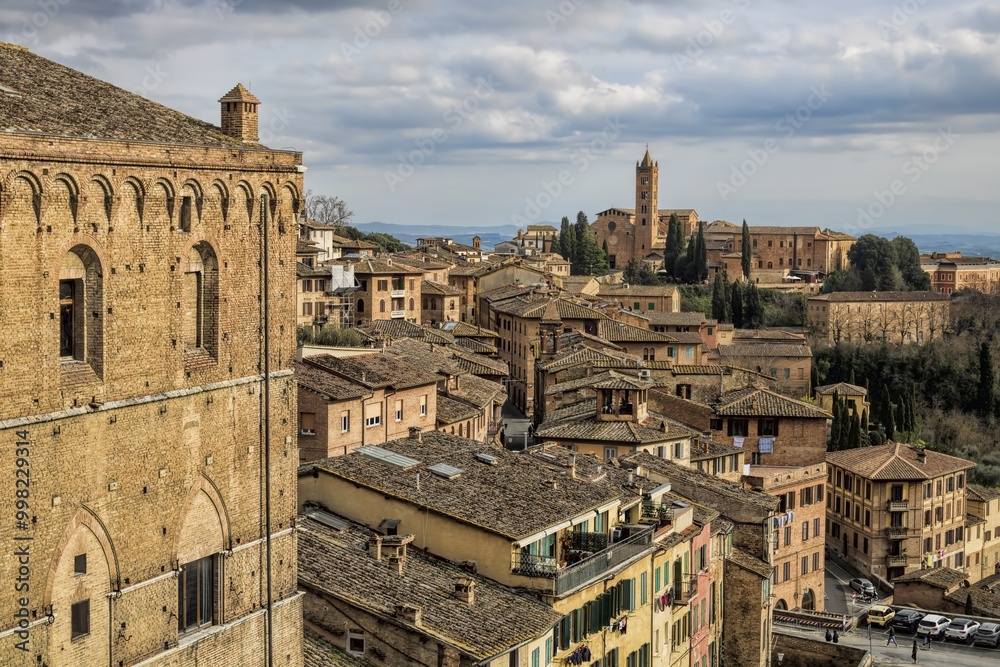siena, italien - blick vom palazzo pubblico auf die altstadt