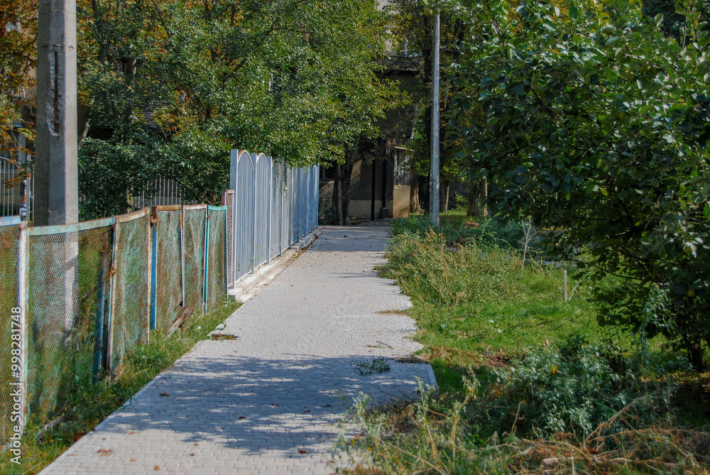 The sidewalk is paved with stone.
Odessa Cheremushki. The pedestrian path is paved with paving stones. The sidewalk is paved with stone.
Odessa Cheremushki. The pedestrian path is paved with paving stones.