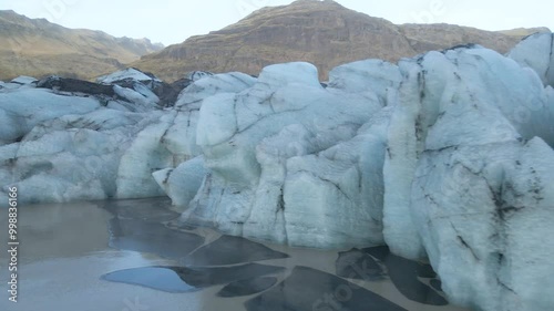 Icelandic Glacier Wonderland – Frozen Beauty in Motion