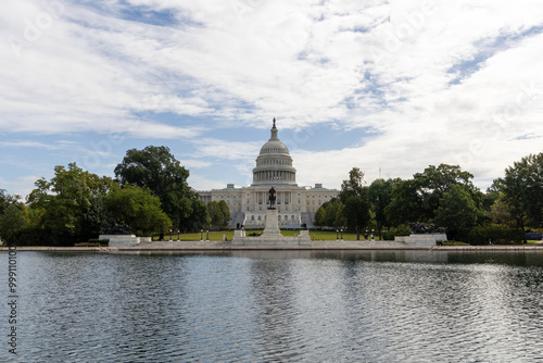 US Capitol building under cloudy skies