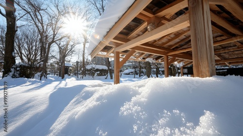 冬の鎌倉にある伝統的な日本の雪景色 photo