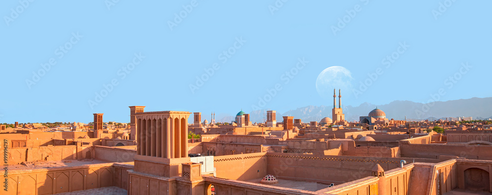 Φωτογραφία Panoromic view of Historic City of Yazd with famous wind towers - YAZD, IRAN
