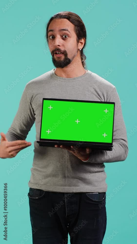 Vertical video Tech content creator doing influencer marketing using ...