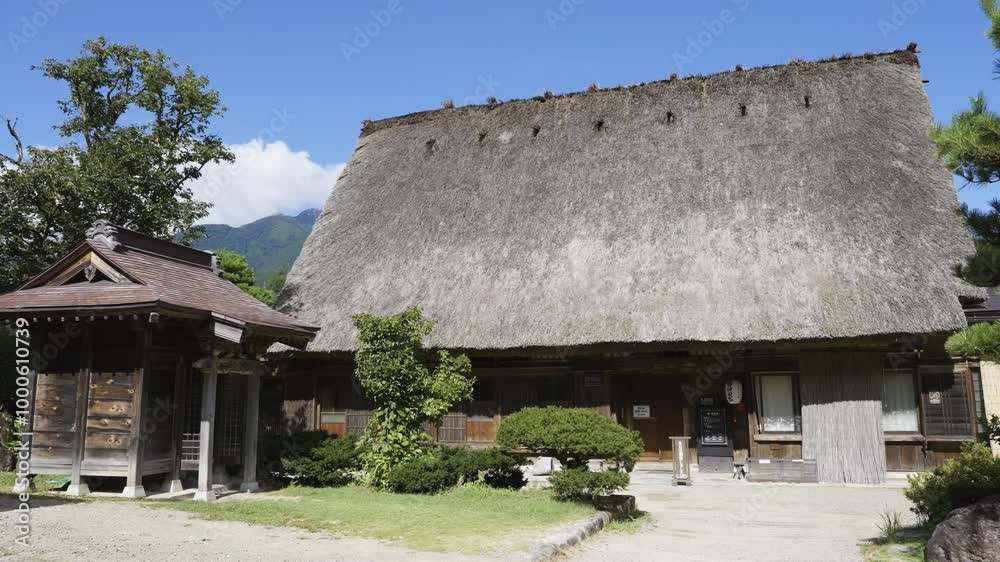 白川郷合掌造り 神田家の風景動画