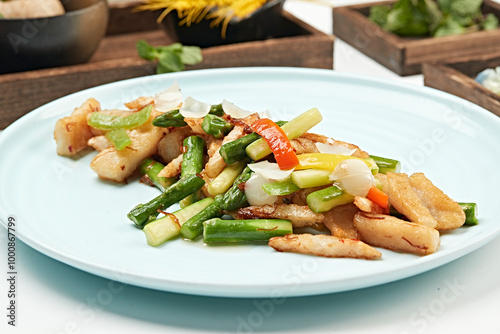 Cantonese-style stir-fried asparagus, lily and bell peppers, stir-fried dragon fish