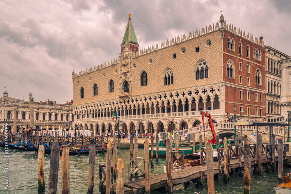 Naklejka premium Piazza San Marco, Venedig