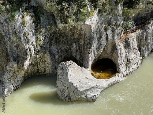 The Soča River near the Napoleon Bridge (Kobarid, Slovenia) - Der Fluss Soča in der Nähe der Napoleonbrücke (Kobarid, Slowenien) - Reka Soča pri Napoleonovem mostu (Kobarid, Slovenija) photo