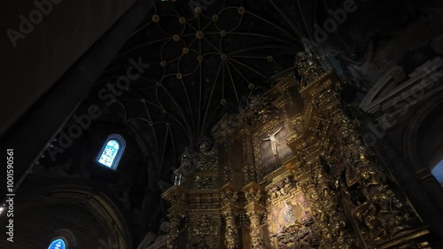 Altar mayor de la Concatedral de Santa María de la Redonda en Logroño, La Rioja, España. Septiembre de 2024. photo