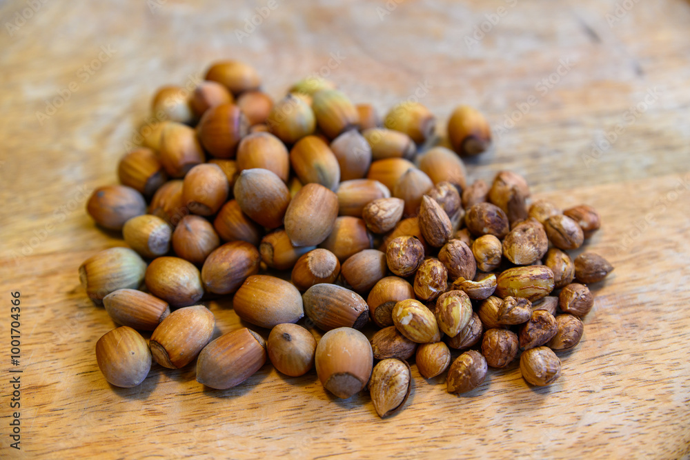 Hazelnuts have a pleasantly sweet taste and come from the hazel tree. Hazelnuts have a pleasantly sweet taste and come from the hazel tree.