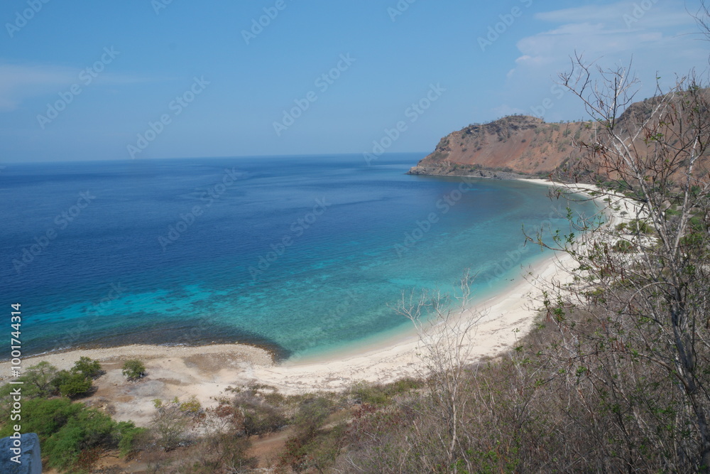 Explore the stunning beauty of Timor Dolok Oan Beach in Timor-Leste with its crystal-clear waters and serene environment Explore the stunning beauty of Timor Dolok Oan Beach in Timor-Leste with its crystal-clear waters and serene environment