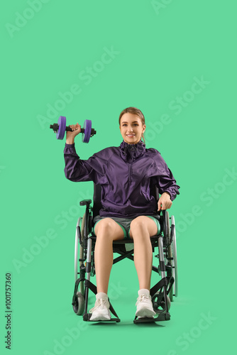 Sporty young woman in wheel...