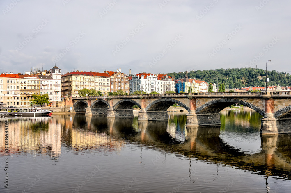 Obraz premium Prague, Czech Republic - July 19, 2024: Morning views along the Vltava River in Prague in the Czech Republic 