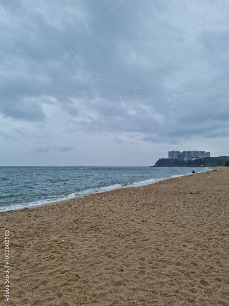 This is the scenery of Sokcho Beach in South Korea.
This is the scenery of Sokcho Beach in South Korea.