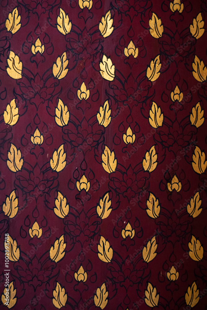 Leaves pattern painting on the wall