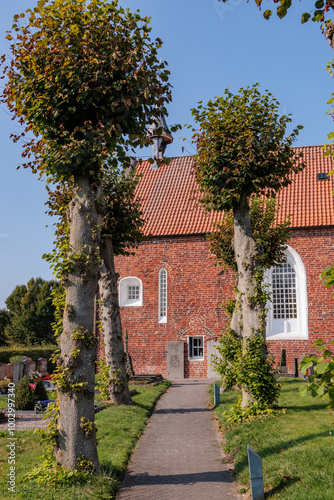 warfendorf in der ostfriesischen Krummhörn photo