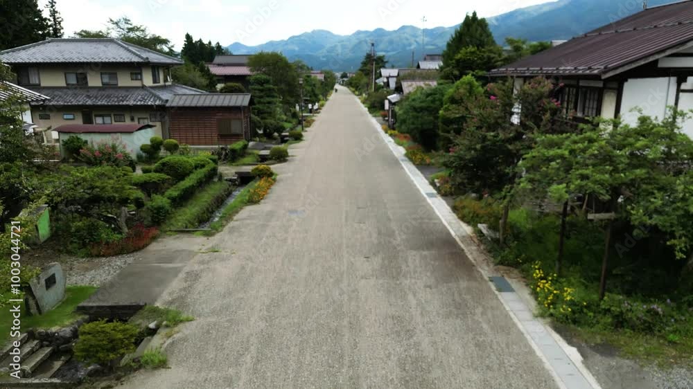 街道の一本道の空撮 街道の一本道の空撮