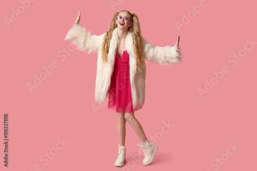 Beautiful young happy woman...