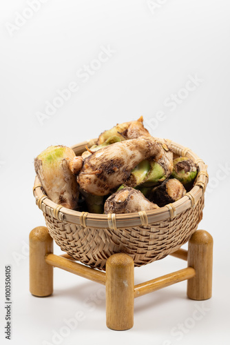 Obraz na płótnie Taro (Colocasia esculenta) harvested in Japan in autumn w salonie
